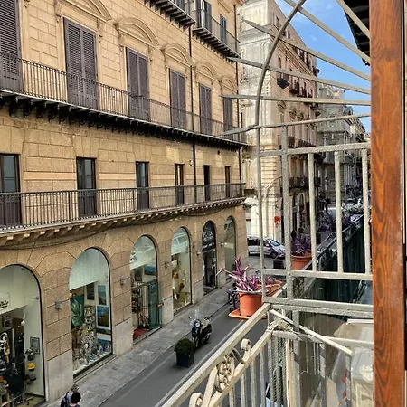 Apartman Quattro Canti By Domusicily