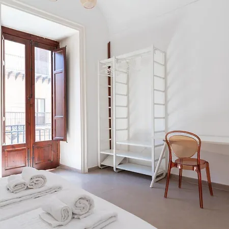 Quattro Canti By Domusicily * Palermo